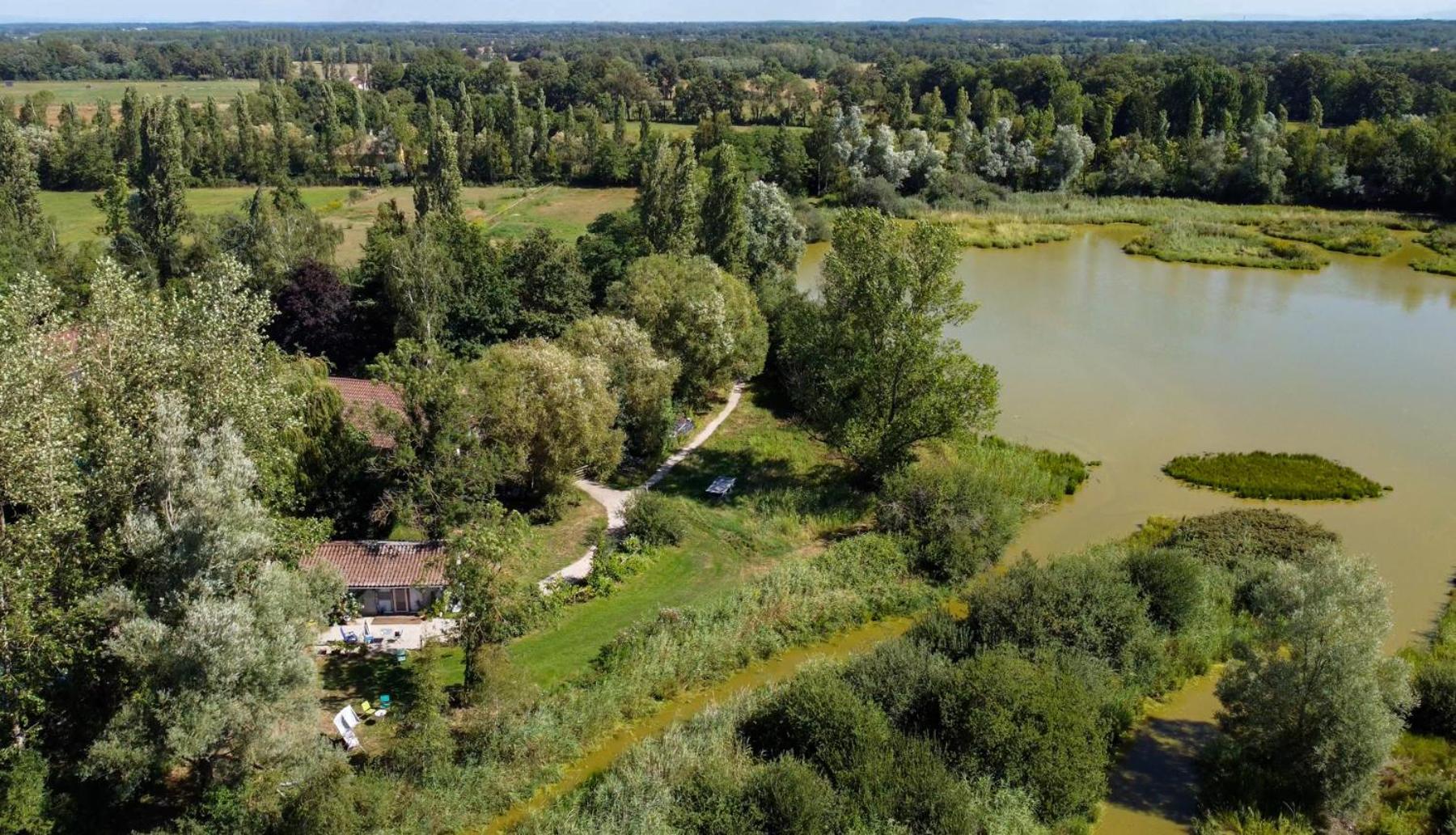 Espace Nature Studio Independant Proche Du Parc Des Oiseaux Sainte-Olive Luaran gambar